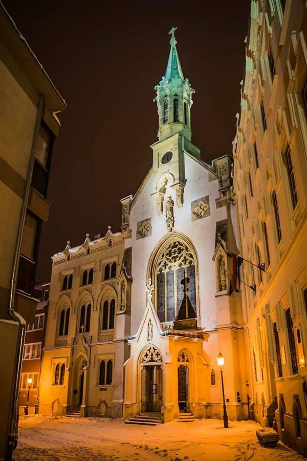 Belvarosi Erdesz-Lak Ödenburg Exterior foto